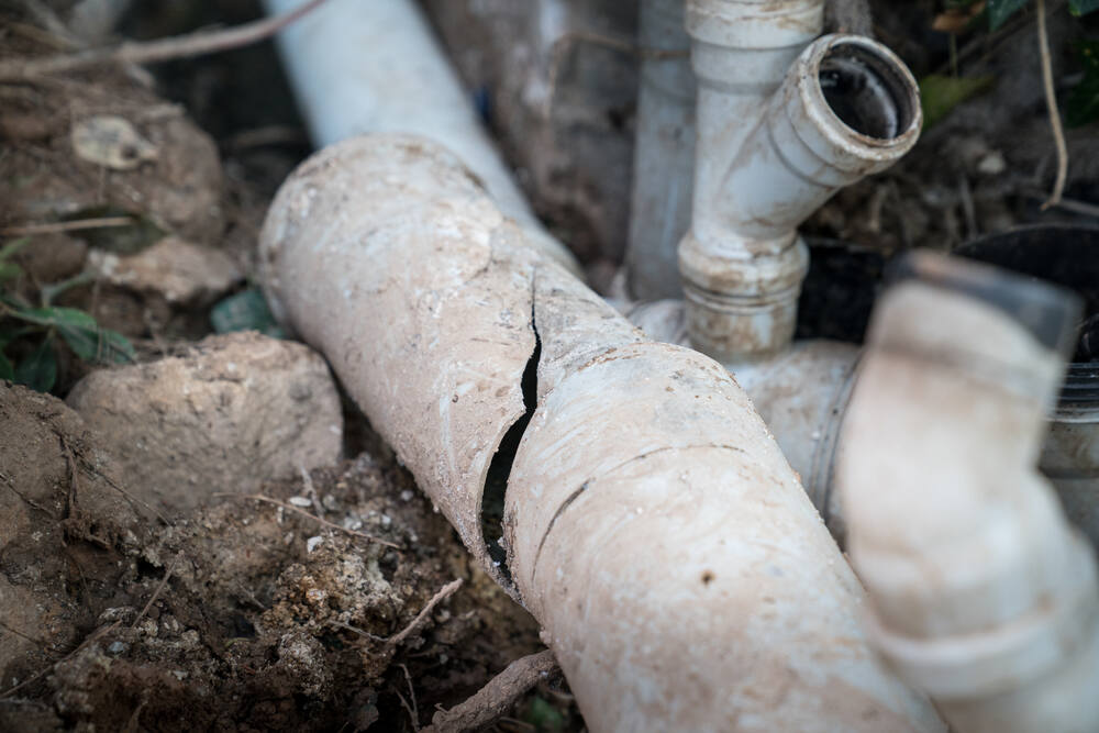 collapsed sewer pipes